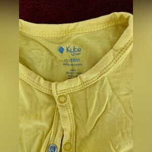 Kyte BABY 12-18 mo snap on footsie